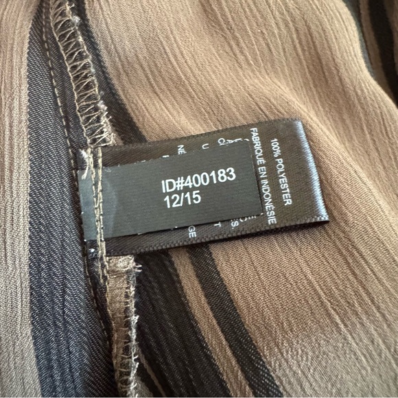 Express Dark Army Green and Black Striped Portofino Sleeveless Shirt - Picture 6 of 6